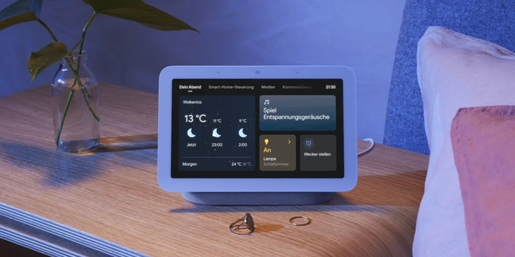 Nest Hub Max automatically senses and matches more than 16 million combinations of light and color in any room, so the photos you display on-screen blend in .